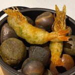 ラ・ヴァガボンド - アカザ海老に青海苔を混ぜ込んだベニエ