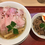 燃えよ麺助 - 金色貝そば ( ´θ｀) 叉焼丼