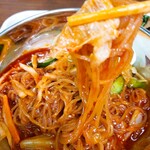 ソウル市場 - ビビン麺
