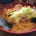 大学ラーメン - みそとん