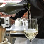 トリワイン ＰＩＫＯＳＨＨＨＵ - 白ワイン