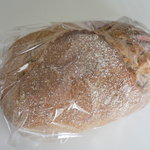 ベッカライ麦々堂 - ライ麦黒パン