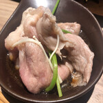 神戸牛と蟹料理 眞 - 神戸牛と山形牛の食べ比べしゃぶしゃぶ