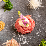 黒毛和牛焼肉きっしゃん北新地永楽町 松 - 黒毛和牛の白いユッケ