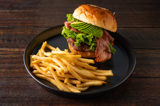 ザ グレートバーガー The Great Burger 明治神宮前 ハンバーガー 食べログ ザ グレートバーガー The Great Burger 明治神宮前 ハンバーガー 食べログ