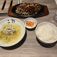 焼肉&手打ち冷麺 二郎 KANAYAMA - A5焼肉定食