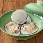 Steamed clams with sake