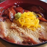 つきはし - 本鮪の二色漬け丼 1,600円