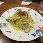 Pasta&cafe CHAYA - あさりとイカのペペロンチーノ　980円