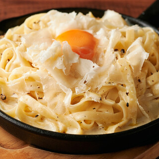 厳選食材で作るバルバルこだわりメニュー◎