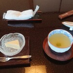 福松荘 - 到着時のチーズケーキ♪うまい！