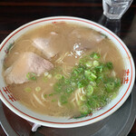 ラーメン げんこつ家 - ラーメン(¥550)