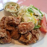 ライブハウス 窓枠カフェ アオゾラ - 鶏唐揚げ（ランチ）