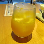 SETOUCHI 檸檬食堂 - 富久長 温州みかん酒のロック。つぶつぶがいい