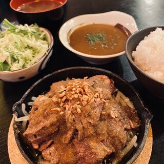 ランチ！ハラミステーキ定食！！