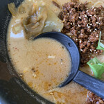 麺処 ごまや - 濃厚なゴマのスープ