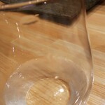 焼き鳥 ばかちん - 出羽桜古酒、濃いし吟醸香がすごい、ただものじゃない