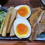 えび豚骨拉麺 春樹 - 辛つけ麺ＳＰ1,080円（終日ライス食べ放題）