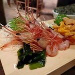 Kaisen Izakaya Sannomiya Sanchoku Ichiba - 