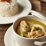 Green curry with domestic chicken and eggplant