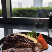 国産熟成焼肉 肉バル ドウラクコリーダ ランドマーク店 - 