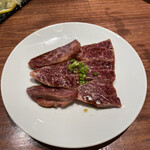 肉屋敷 - 