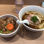 らぁ麺はやし田 - 醤油らぁ麺＋マキシマムTKG‐たまご かけ ごはん-