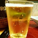 Tensuzu - 薄いグラスに入ってくるとビールもマスマス美味しく感じます。