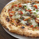 Pizzeria 244 - 10時間煮込んだ牛バラピッツァ