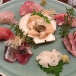 肴家 まこと - 本日のお刺身　前回より　種類が多く　気合いが入ってます
