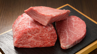 Yakiniku Taiga - 肉ブロック