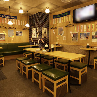 昼飲み、1人飲みも歓迎！店内モニターで野球観戦できます！