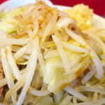 ラーメン二郎 - ヤサイ（そのまま）