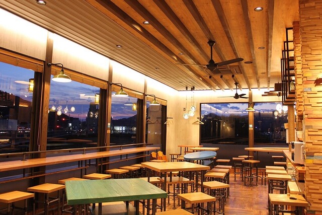 さかなテーブル KanademonoCafetable_LinoleumNe