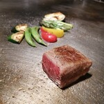 Teppan Uesuto Ge-To - 黒毛和牛サーロインステーキ