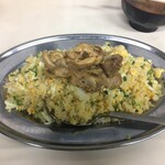 武内食堂 - かしわバターチャーハン