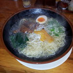 こだわりらーめん 十八番 - かつおラーメン