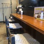 かどや - カウンター席