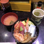 大江戸 - 料理写真:日替丼(500円)税込【令和2年07月02日撮影】