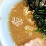 ラーメン 町田家 - バランスが良くコクがあるスープ。