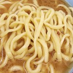 ラーメン 町田家 - 酒井の麺はモッチリ。