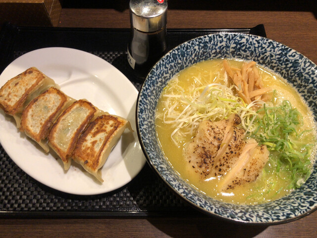 ブラウン 豊春 ラーメン 食べログ