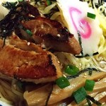 麺や横丁 縁日 - チャーシュー、メンマ、ナルト☆