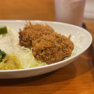 カツとカレーの店 ジーエス_1
