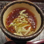 神楽坂 石かわ - 牛タンと遵菜のゼリー（酢味）