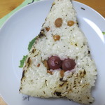 御菓子司 絹笠 - 小梅２個を使っています