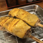 串焼キ カメチヨ・シャルボン - チェダー on ツクネ 塩