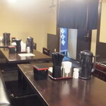 はちまき - テーブル席