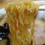 ラーメン 秀峯 - 麺