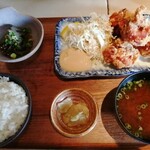 ボン花火 - ランチメニュー　鶏の唐揚げ　850円